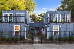 Eco and Work Friendly Stay Near NuLu and Downtown - Image 3