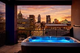NuLu Skyline 11BR Mega Penthouse and Rooftop - Image 4