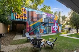 2-Unit Work Friendly Stay | Near Breweries & NuLu! - Image 2