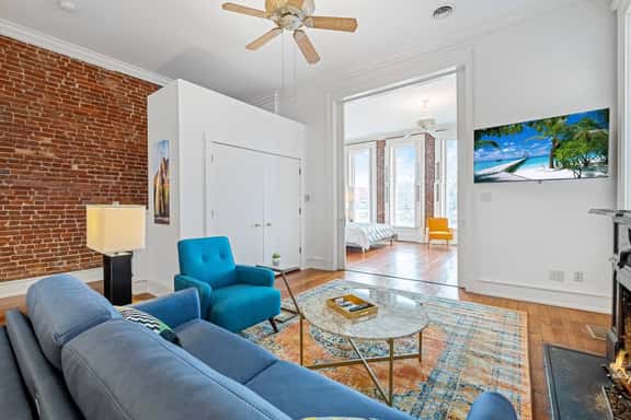 NEW! The Duet - Sleeps 8//Stay NULU Marketplace - Image 1