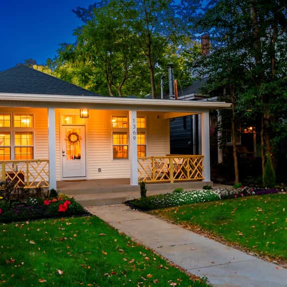 Heart of The Highlands | Elegant 5BR 4BA w/Hot Tub - Image 1