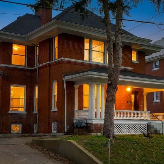 King of the Highlands ♚ HUGE 7BR 6BA->Game Room - Image 1