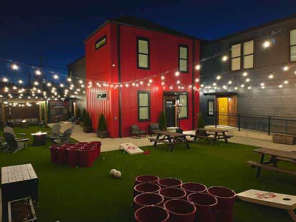 Cinema w/ 4 Suites @ Bungalou + Bourbon Bar - Image 3