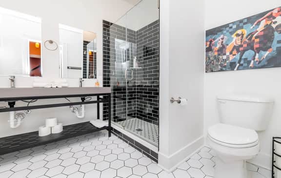 Magnum 9BR 4BA Prime Higlands | Parking - Image 5