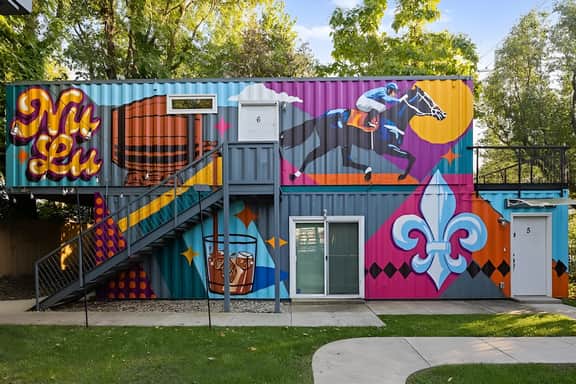Experience the Unique Re-Nu Shipping Container #6 - Image 3