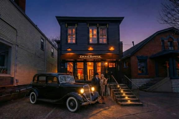 The TrailHouse | 7BR Speakeasy w/Hot Tub - Image 1
